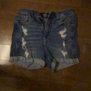 00 Hollister ripped jean short w23